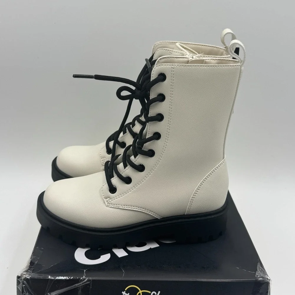 Art Class Khari Lace-Up Combat Boots Kids Size 1 Cream Faux Leather NIB